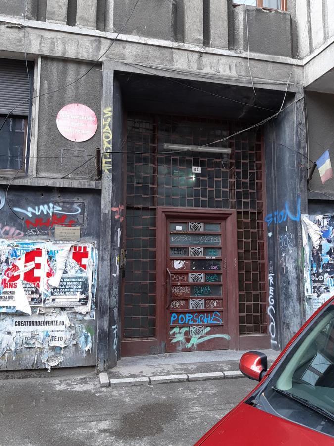 Carol 51 Hostel Bukarest Exterior foto