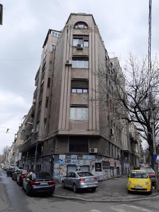 Carol 51 Hostel Bukarest Exterior foto